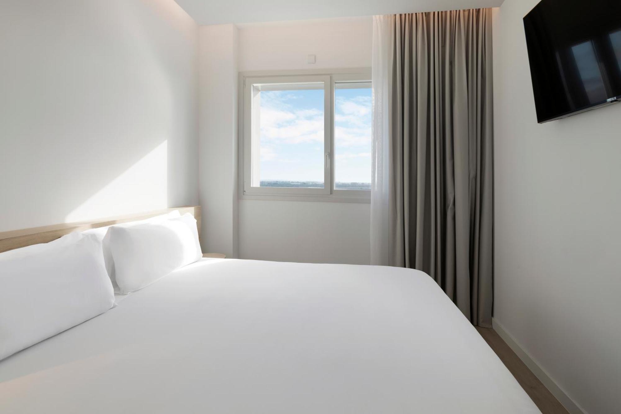 B&B Hotel Madrid Carabanchel ภายนอก รูปภาพ