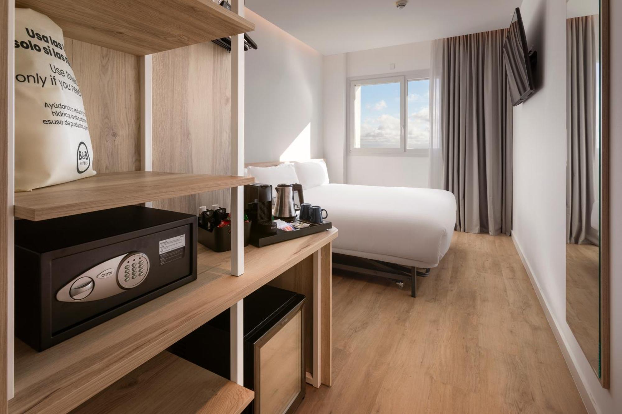 B&B Hotel Madrid Carabanchel ภายนอก รูปภาพ